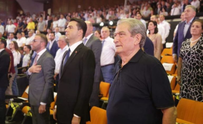 KUVENDI KOMBËTAR I PD/ Bujar Nishani bojkoton punimet