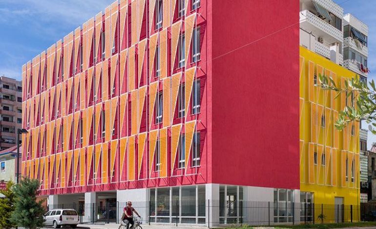 “ISHTE GËRMADHE E TËRMETIT”/ Rama: Shkolla e RINDËRTUAR në Durrës FITON çmimin ndërkombëtar të arkitekturës