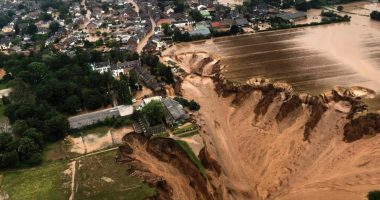 STUHIA KATASTROFIKE/ Gropa e madhe “ha” rrugën në Gjermani, regjistrohen mbi 100 viktima (FOTO)