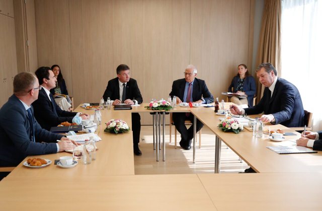 DIALOGU KOSOVË-SERBI/ Kurti dhe Vuçiç takohen për herë të dytë në Bruksel