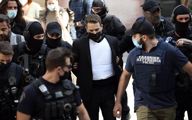 DETAJET TRONDITËSE/ Piloti grek transportonte drogë për kartelet, si e vrau gruan pasi ajo e zbuloi