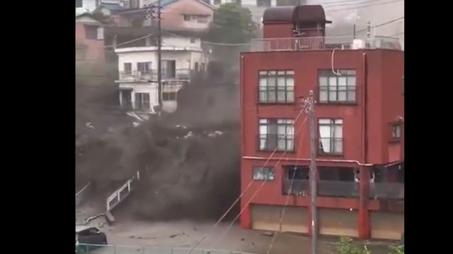 PAMJET E FRIKSHME NGA RRËSHQITJA E DHEUT NË JAPONI/ 2 të vdekur e dhjetëra të zhdukur (VIDEO)