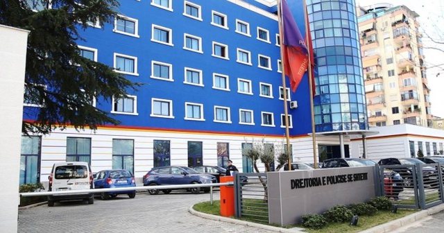 PAS KRITIKAVE TË RAMËS PËR PLAGOSJEN NË “BAR ORANGE”/ Shkarkohet shefi i Komisariatit të Sarandës. Ja kush e zëvendëson