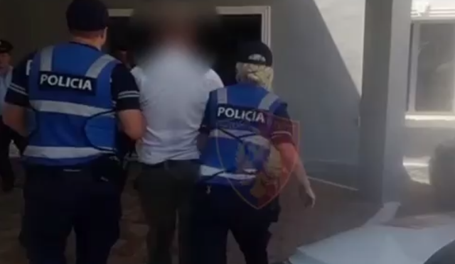 DROGË DHE ARMË/ Policia aksion në Lezhë, vë në pranga 4 persona (VIDEO)