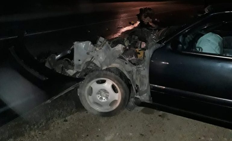 MAKINAT E SHKATËRRUARA/ PAMJET nga aksidenti i rëndë në Tapizë, 1 i vdekur dhe 2 të plagosur (DETAJET)