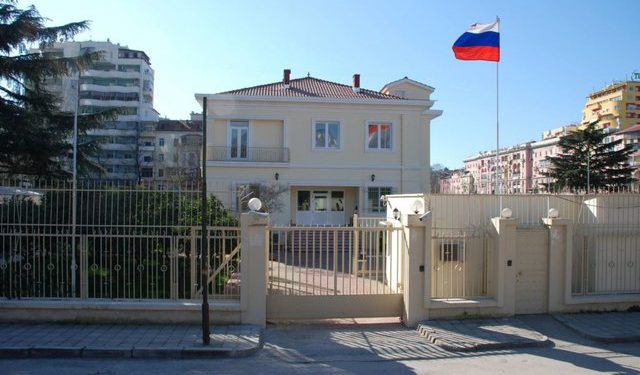 SPIUNAZH RUS GJATË STËRVITJES "DEFENDER 21"/ Pas Ministrisë së Jashtme reagon ambasada në Tiranë: Duam shpjegime në Shqipëri