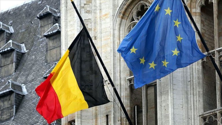 KORONAVIRUSI/ Mbi 70% e popullsisë e vaksinuar, Belgjika heq masat anti-Covid