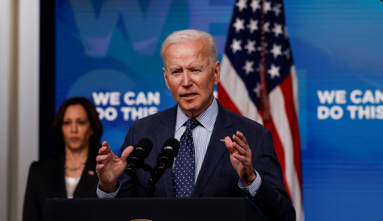 VARIANTI “DELTA” PËRHAPET ME SHPEJTËSI/ SHBA drejt kufizimeve të reja, Biden: Vaksinat janë mbrojtja më e mirë