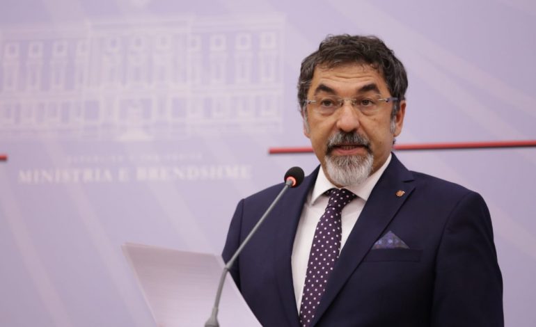 OPERACIONI “SHPIRTI”/ Çuçi: Proces vetë-pastrimi nga ata që nuk e meritojnë të jenë në agjencitë ligjzbatuese…