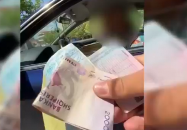 SHPEJTËSI “SKËTERRË” NË AUTOSTRADË/ Policia bën BILANCIN e 24 orëve të fundit: 5 të arrestuar dhe 48 leje drejtimi…