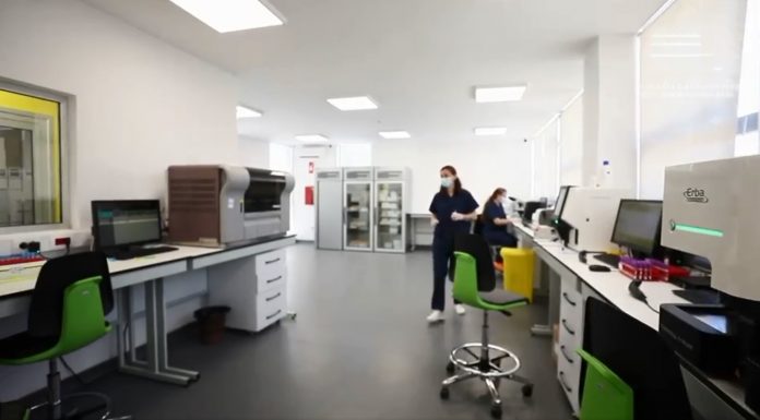 ME STANDARTET MË TË MIRA NË SPITALIN E FIERIT/ Manastirliu: I shtohet rrjetit të laboratorëve publikë