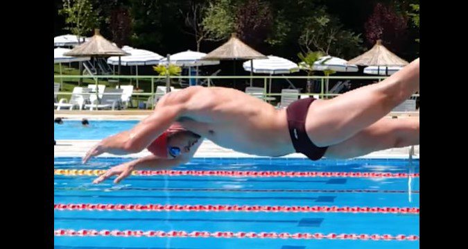 “E GJITHË SHQIPËRIA ME TY”/ Talenti i sportit të NOTIT, kryebashkiaku Veliaj mesazh Kadiut që garon sot
