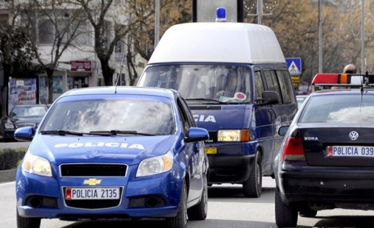 E FUNDIT/ Plagosje me armë zjarri në Durrës, Policia në kërkim të autorit