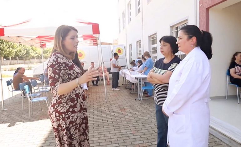 “DELTA” NË SHQIPËRI? Bino: Po infektohen të rinjtë, në spitale janë shtruar të pavaksinuarit