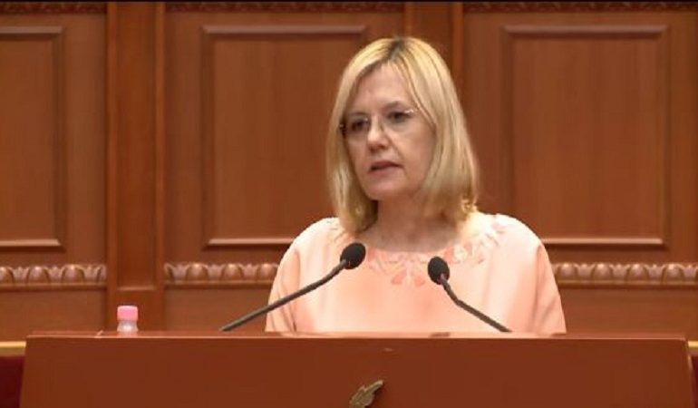 FJALIMI I FUNDIT NË KUVEND/ Hysi mes emocionesh: Kemi bërë të mira, por mbetet ende shumë për t’u bërë