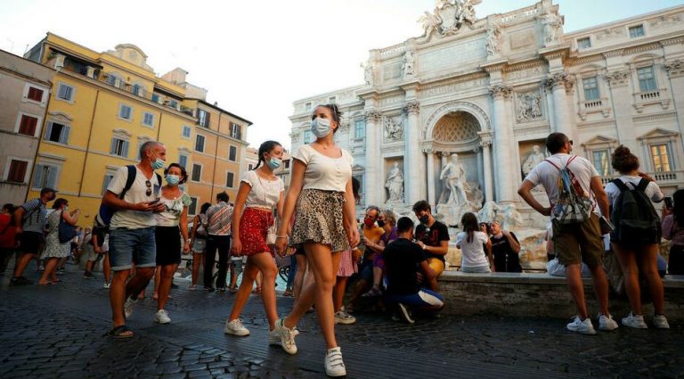 COVID-19 NË ITALI/ Rritet ndjeshëm numri i infektimeve, regjistrohen 7 viktima gjatë 24 orëve të fundit