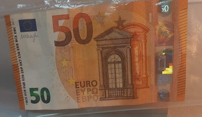 ARRESTOHET 41-VJEÇARI NË PIKËN KUFITARE TË PORTIT TË DURRËSIT/ Tentoi të korruptonte policin me 50 euro