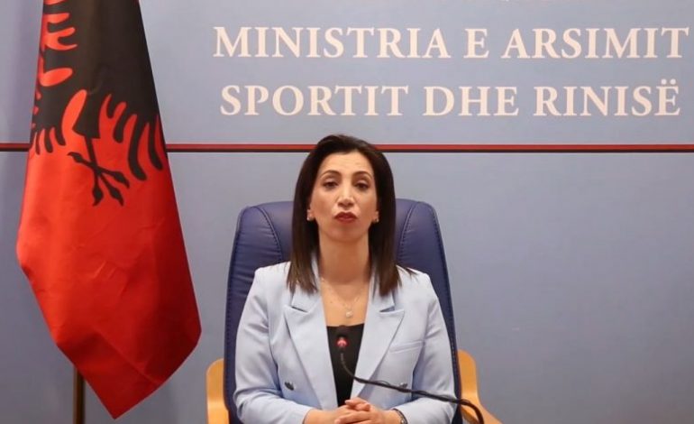 NJOFTIM I RËNDËSISHËM/ Kushi jep lajmin e mirë: Hapet thirrja për praktikat e punës për 2 mijë…