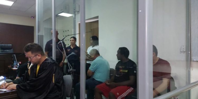 SI U KAPËN MASHTRUESIT/ “Dikush me llogari bankare në Shqipëri po tenton të mashtrojë partnerët tanë”