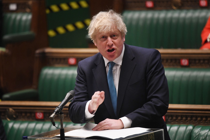RACIZMI NDAJ 3 LOJTARËVE ANGLEZ/ Boris Johnson: T’u vijë turp, të rikthehen duke u zvarritur nga shpellat