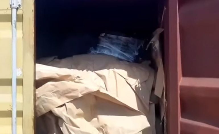 DALIN PAMJET/ Si u FSHEHËN 350 kg kokainë mes thasëve me kafe
