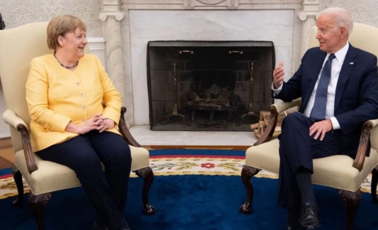 “KEMI NJË PUNË SHUMË TË MADHE PËR TË BËRË”/ Merkel mbron marrëveshjen me Uashingtonin mbi gazsjellësin rus