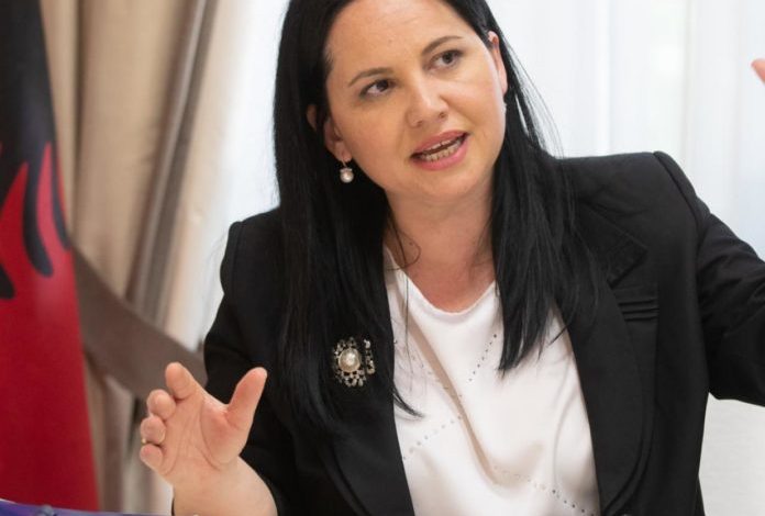 MORI PARA PËR…/ Gjykata e Posaçme VENDOS arrest shtëpie për ish zëvendës ministren e Brendshme