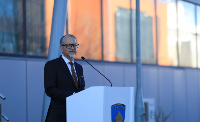 HELMIMI MASIV/ Disa mostra të pacientëve në Deçan do të testohen jashtë Kosovës