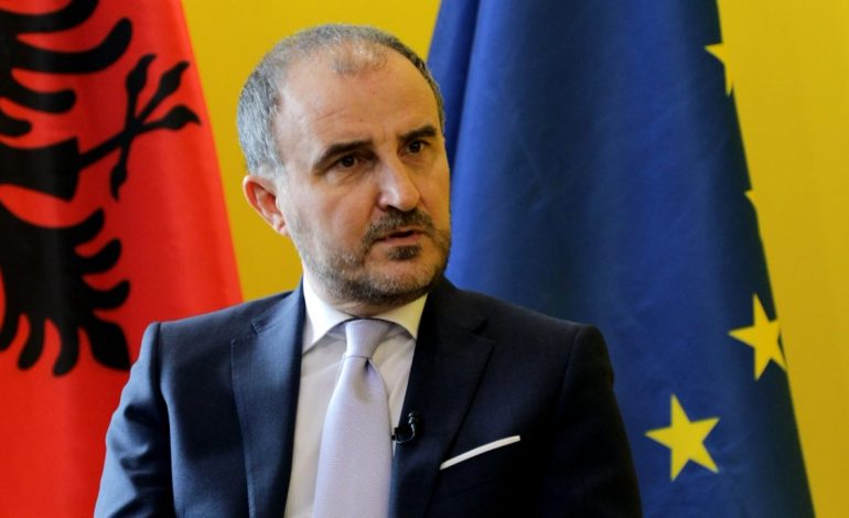 PADIA NDAJ AMBASADORIT SORECA/ Reagon KE: Akuza të pabaza, fushatë kundër delegacionit në Shqipëri
