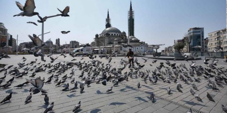 TURQIA KTHEN MONUMENTET NË XHAMI/ UNESCO e alarmuar: Mos bëni ndryshme të tjera radikale