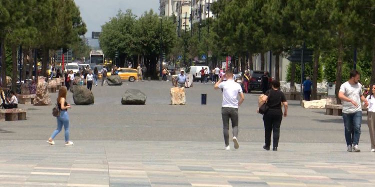 SHI APO DIELL? Ja surpriza që ju sjell moti në fundjavë