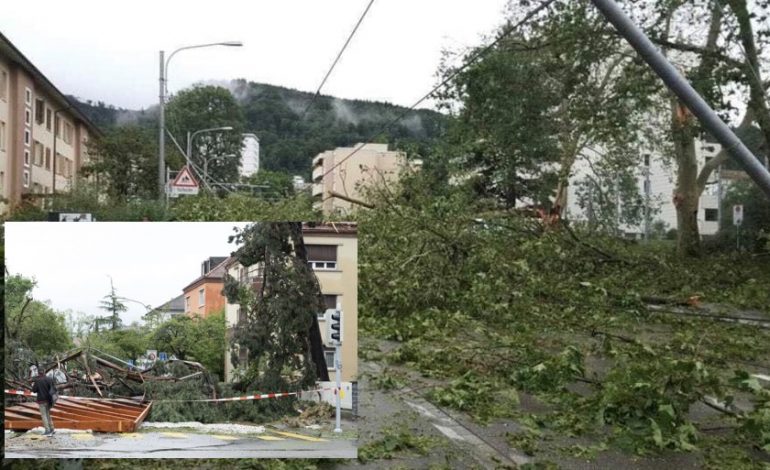 STUHIA SHKATËRRON QYTETIN E ZYRIHUT/ Reshjet e shiut bllokojnë rrugët, ndalohet transporti (FOTO)