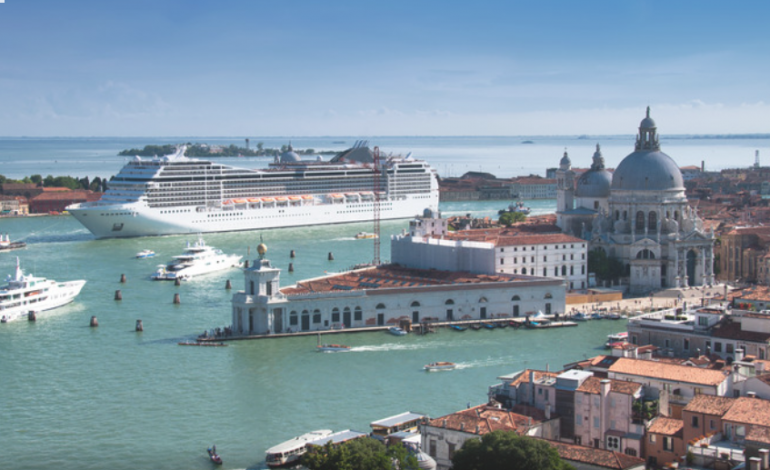 MERRET VENDIMI/ Qeveria Italiane NDALON zyrtarisht KROÇERET në Venecia
