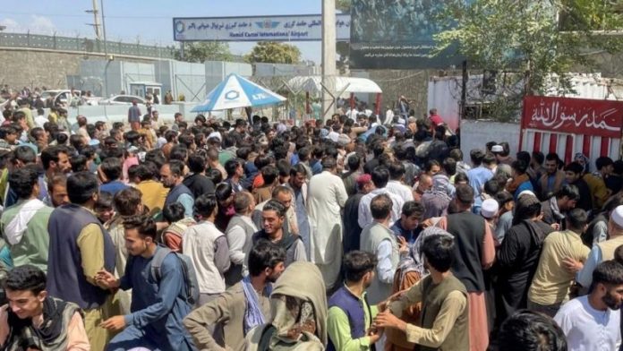 AFGANISTAN/ SHBA nxjerr 60 maqedonas nga Kabuli, tre nuk pranojnë: Do vazhdojmë…