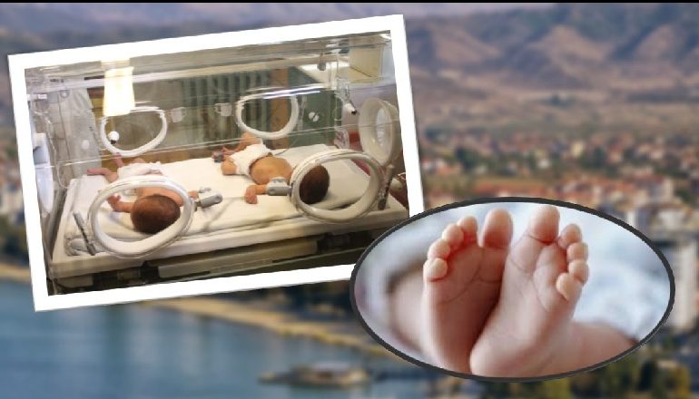 NGJARJA SHOKUESE NË POGRADEC/ Foshnja nuk qau kur lindi, mjekët e shpallën të vdekur dhe e futën në kuti (DETAJET)
