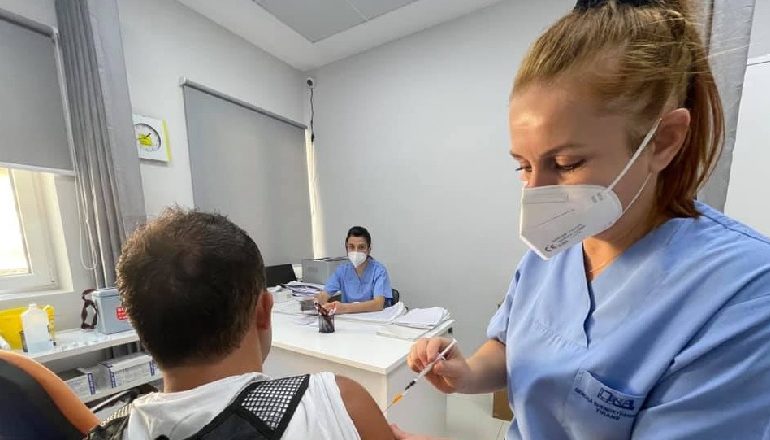 VAKSINIMI/ Ja sa qytetarë kanë marrë vaksinat kundër COVID në vendin tonë