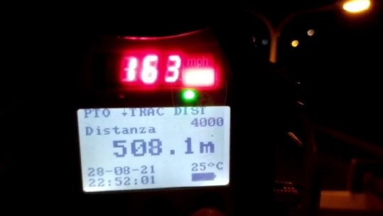 ME SHPEJTËSI SKËTERRË/ Për 5 orë policia gjobit 35 shoferë dhe pezullon 16 patenta. 4 të arrestuar në Tiranë