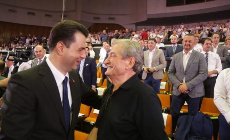Ekipi i Lulzim Bashës, a po përgatitet PD për një përplasje me amerikanët?