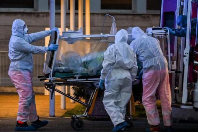 COVID-19 NË ITALI/ Regjistrohen 7270 raste të reja dhe 30 humbje jete, rriten shtrimet në spitale
