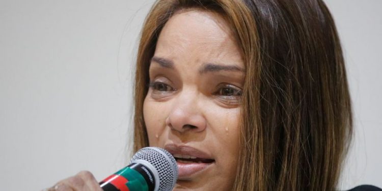VRAU BURRIN NË BASHKËPUNIM ME 6 FËMIJËT E ADOPTUAR/ Arrestohet deputetja braziliane