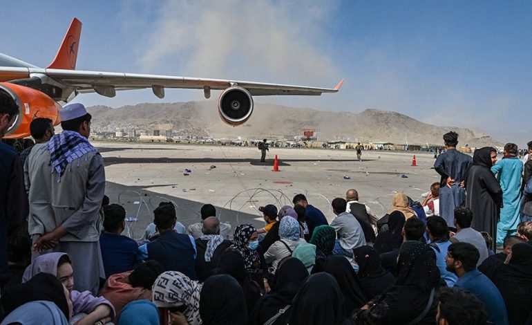 AFGANISTAN/ DASH jep alarmin për qytetarët amerikanë në Kabul: Shkoni në aeroport sa më shpejt të…