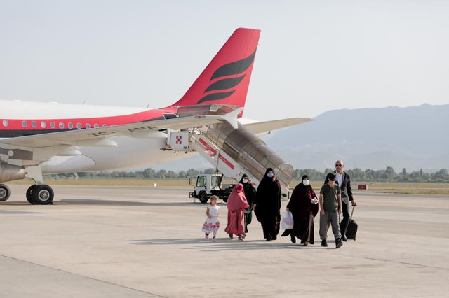 SHPËTUAN NGA FERRI I KAMPEVE SIRIANE/ Zbardhen EMRAT e shqiptarëve të riatdhesuar