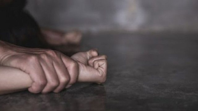 “ÇMENDET” SHQIPTARI NË GREQI/ Shkon në shtëpinë e ish-gruas dhe e përdhunon