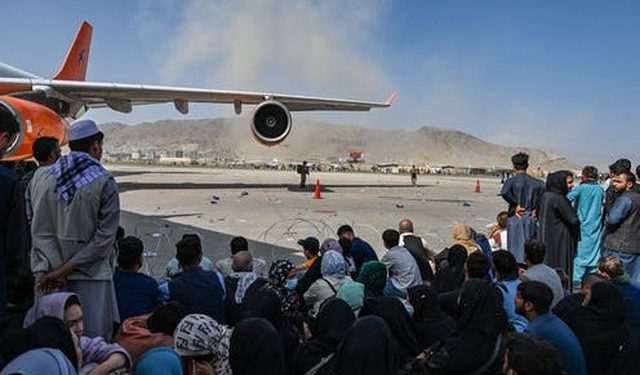 PARALAJMËRIMI/ Kërcënim ndaj amerikanëve në Kabul, Ambasada e SHBA: LARGOHUNI nga aeroporti