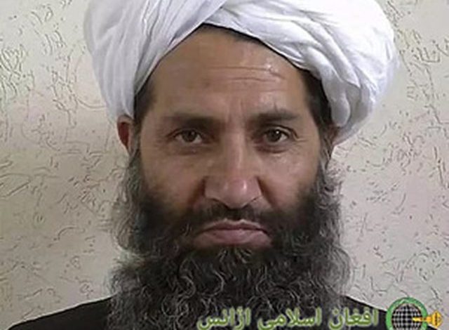 MARRJA E PUSHTETIT TË AFGANISTANIT/ Kush është dhe ku “fshihet” udhëheqësi suprem i talibanëve?