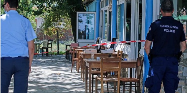 EKZEKUTOI GRUAN MES DHJETËRA PERSONAVE/ Detaje nga krimi i rëndë në Greqi, dëshmitarët tregojnë çfarë panë