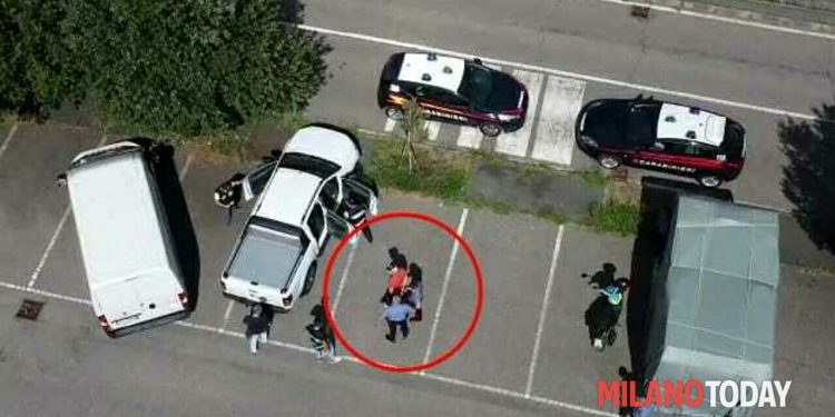 AKUZOHET PËR ZHVATJE DHE SHANTAZH/ 40-vjeçari filmon të venë shqiptare duke kryer marrëdhënie seksuale