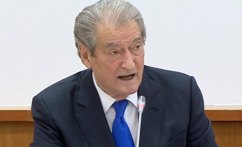 ULTIMATUMI I KIM PËR LARGIMIN NGA KUVENDI/ Berisha: Nuk ka asnjë provë korrupsioni për mua