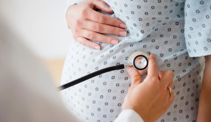 ANALIZA/ Mitet rreth fertilitetit dhe vaksinës kundër COVID-19