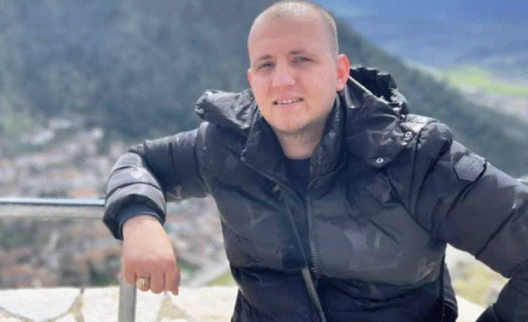 DEL FOTO DHE EMRI/ Ky është i riu që u qëllua 6 herë me pistoletë në atentat afër shtëpisë